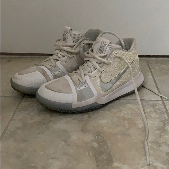 Kyrie Irving Shoes - KYRIE IRVING Boys Sneakers